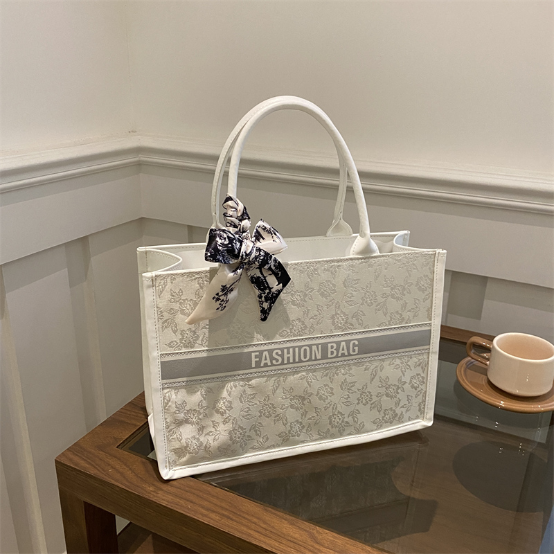 Luxury Tote Bags With Zipper - Luxury Elegant Women Tote Bag Embroid