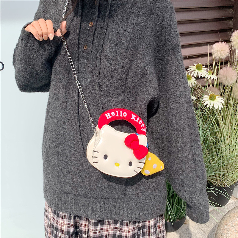 Sanrio Hello Kitty Crossbody M - Luxury Bags In Japan のレビューと価格