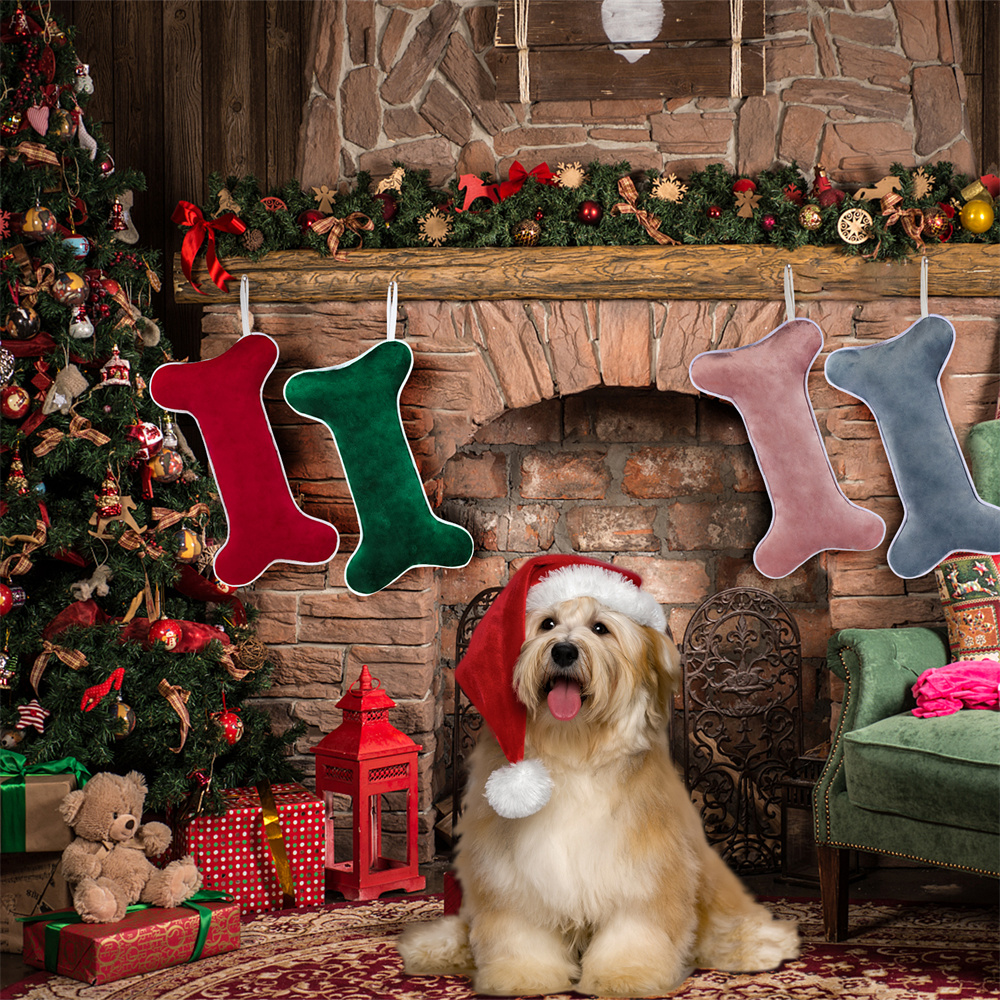 Velvet Dog Christmas Stocking  - Luxury Xmas Bags のレビューと価格