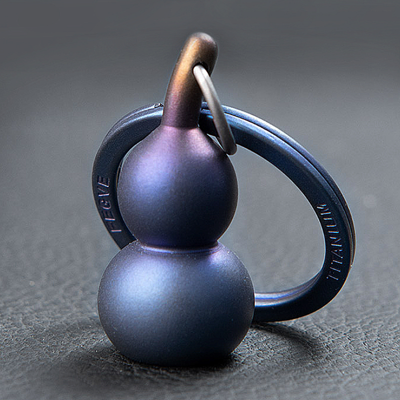 Luxury Titanium Keychain Bag P - Luxury Xmas Bags のレビューと価格