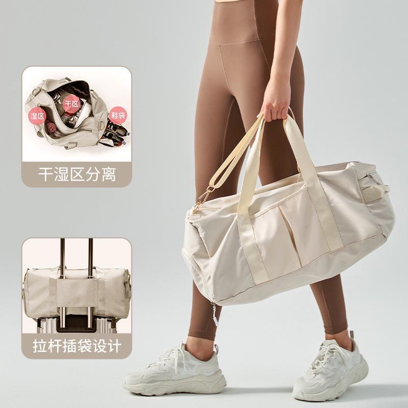 Large Capacity Gym Duffle Bag  - Luxury Yoga Bags のレビューと価格