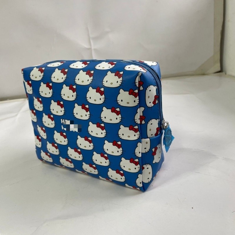 Sanrio New HelloKitty Kawaii A - Luxury Bags In Japan のレビューと価格
