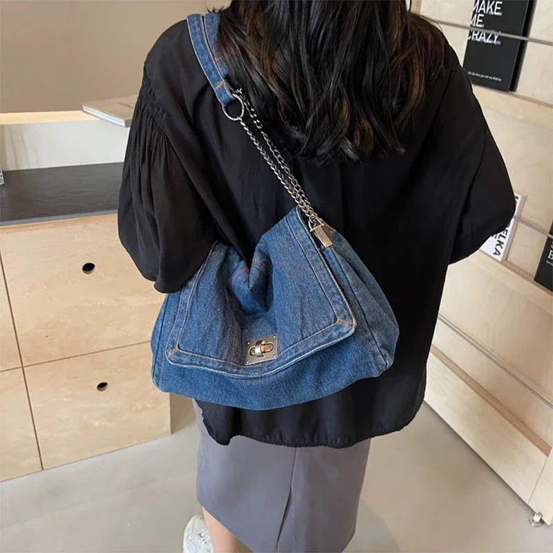 Retro Distressed Washed Denim  - Saddle Bag Distressed のレビューと価格