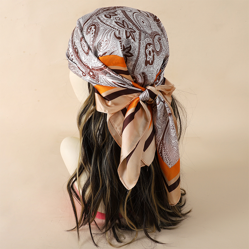 Luxury Women Silk Square Scarf - Luxury Bags China のレビューと価格