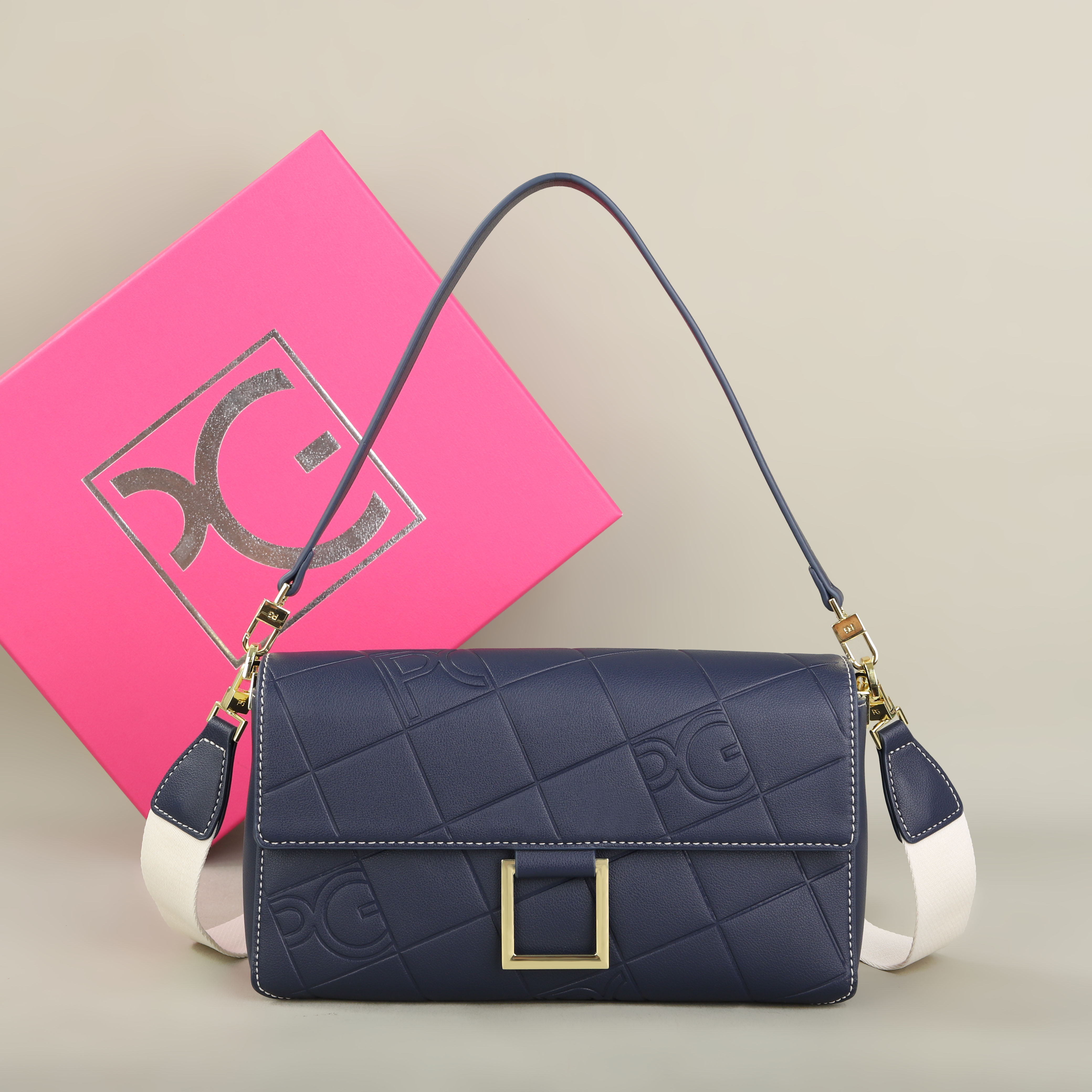 PATSY PG GARIS Women's Classic - Luxury Bags For Sale のレビューと価格