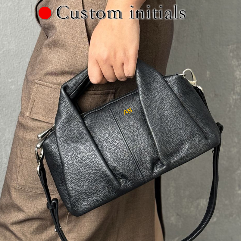 Custom Initials Leather Pillow - Luxury Bags In Japan のレビューと価格