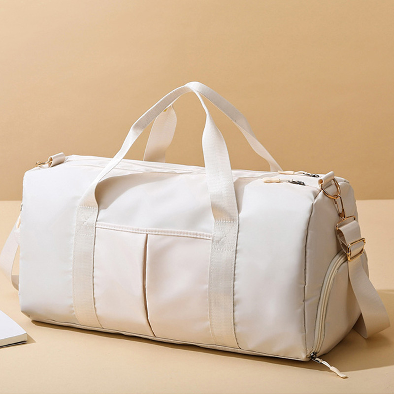 Sports Gym Duffel Bag for Men  - Luxury Yoga Bags のレビューと価格