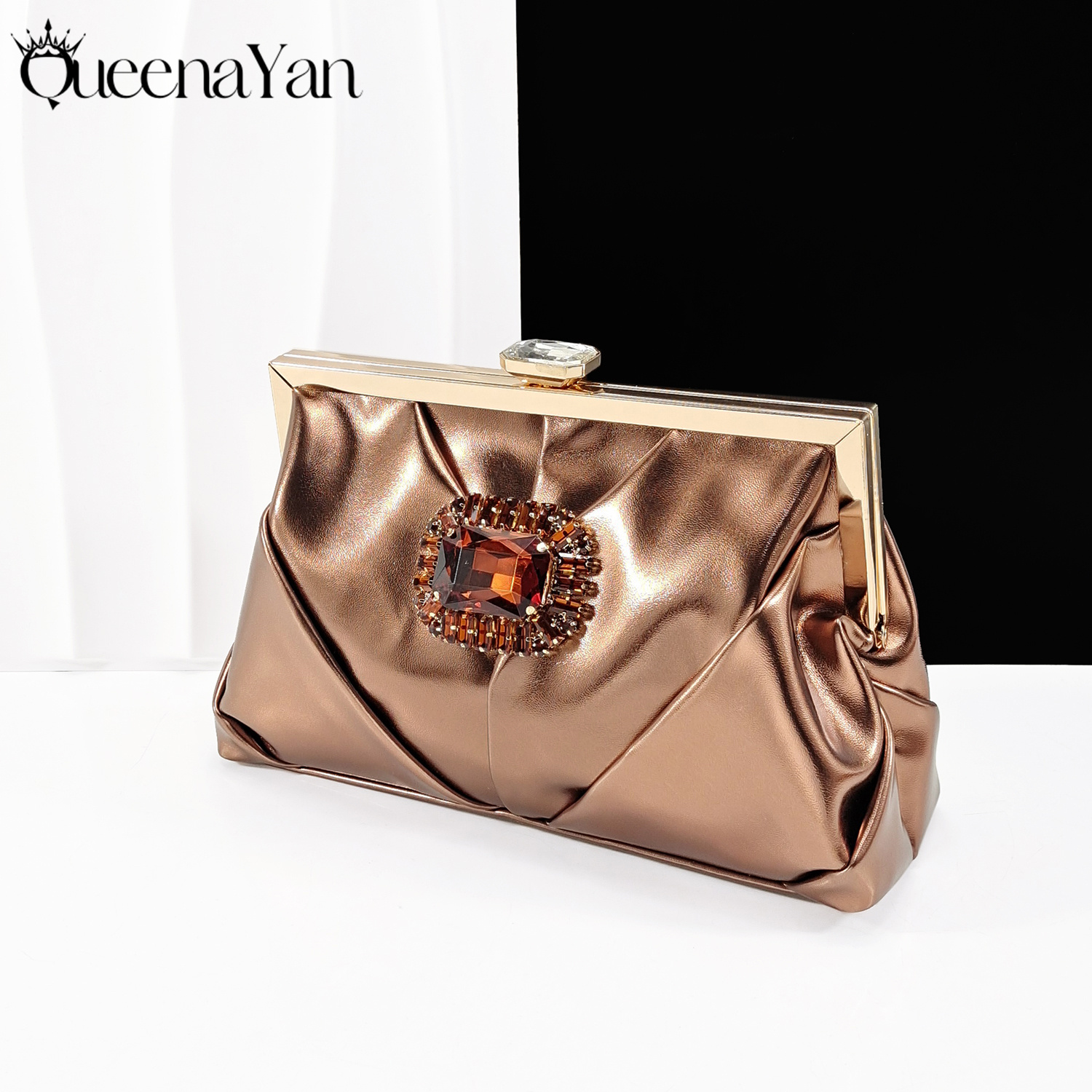 Queena Yan High-end Matching!  - Luxury Bags And Shoes のレビューと価格
