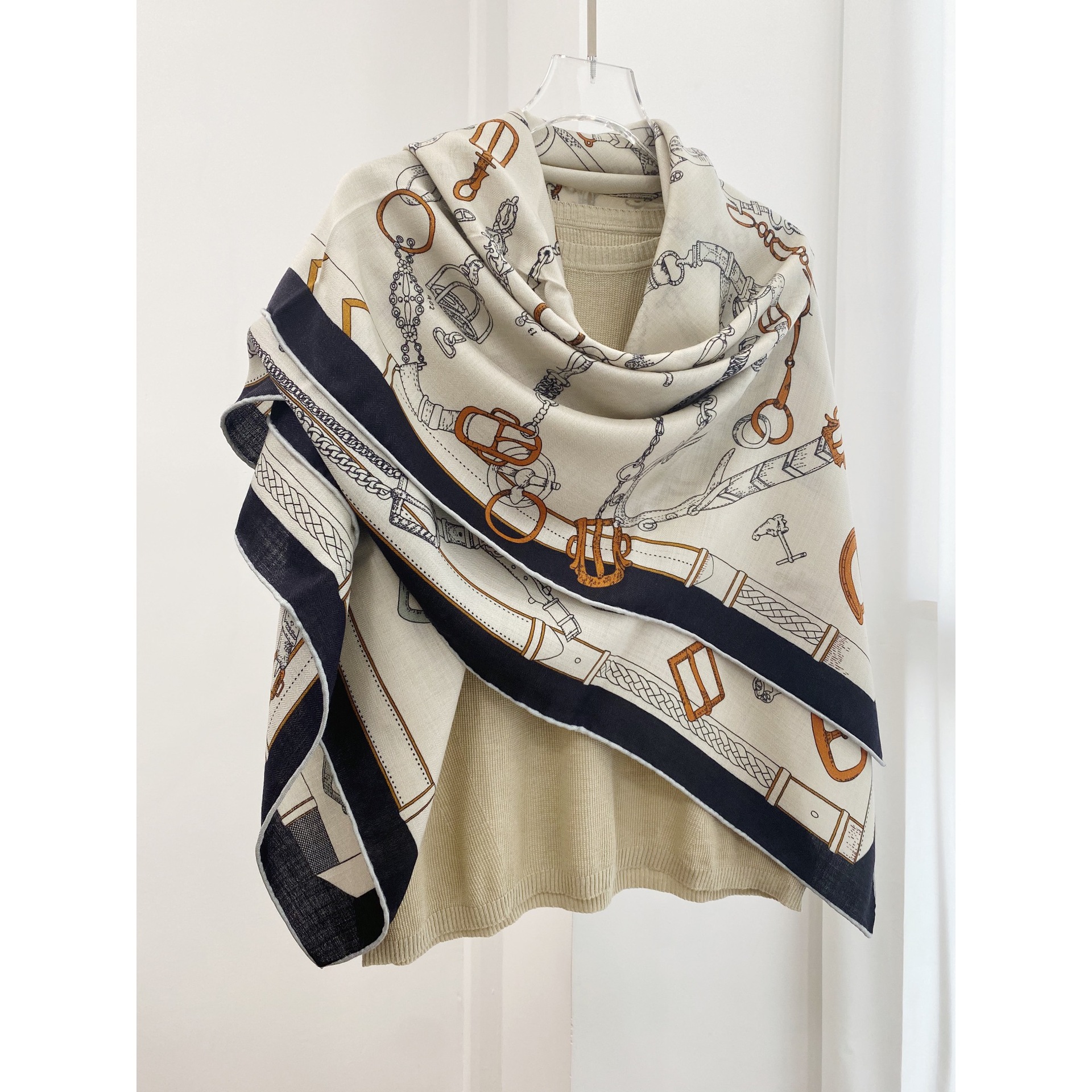 Winter Large Scarf Herms Hand  - Luxury Xmas Bags のレビューと価格