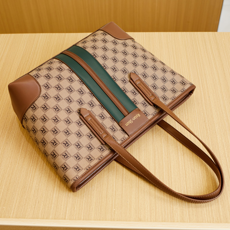 Ladies PU Leather Patent Leath - Luxury Bags Shopping のレビューと価格
