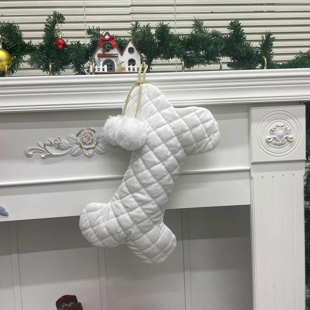 Quilted Dog Christmas Stocking - Luxury Xmas Bags のレビューと価格