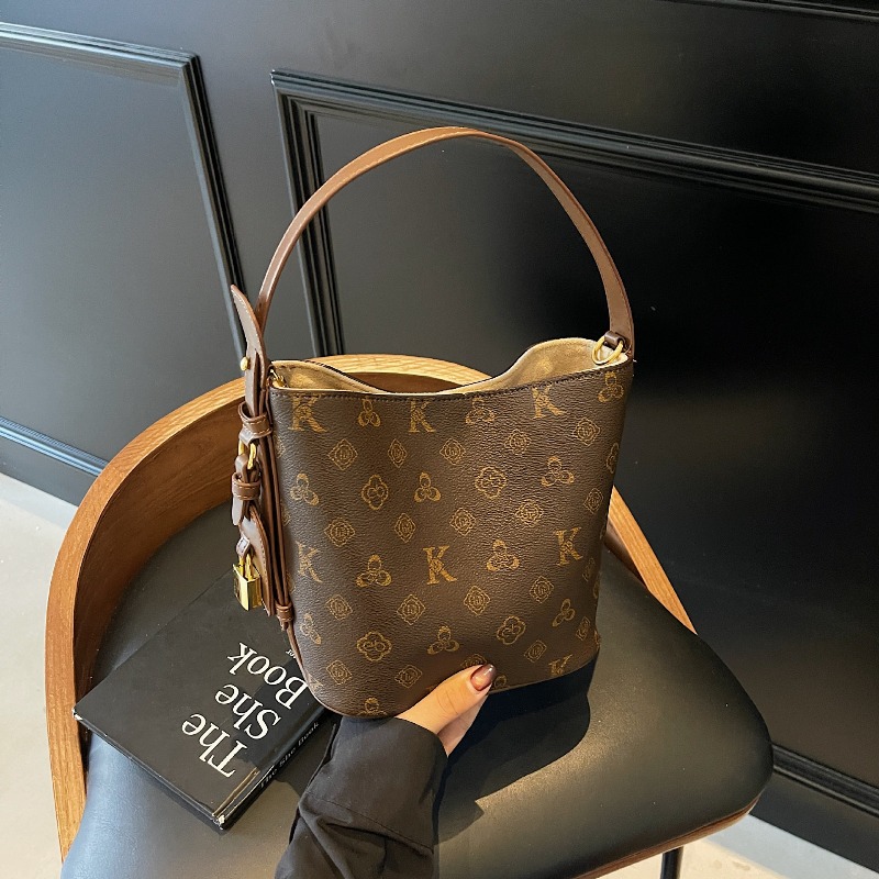New retro fashion printed buck - Luxury Bags For Sale のレビューと価格