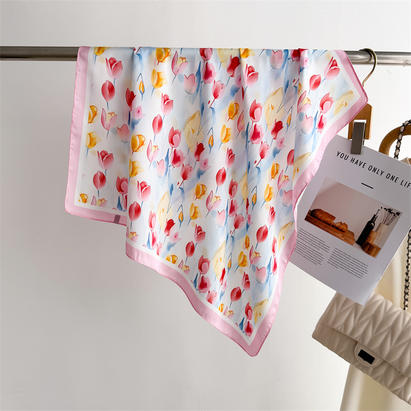 Luxury Printed Square Scarves  - Luxury Bags China のレビューと価格