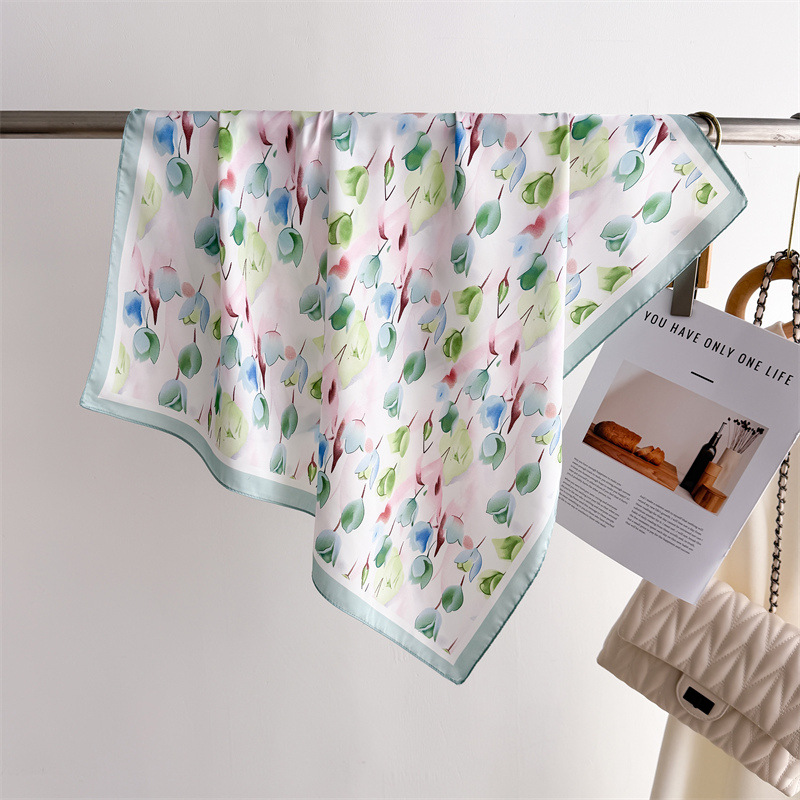 Luxury Printed Square Scarves  - Luxury Bags China のレビューと価格